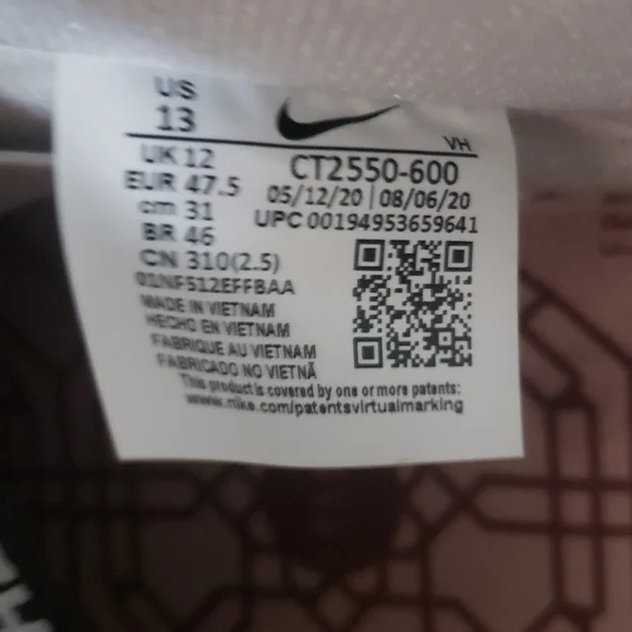 Nike SB Dunk Low Habibi Mens - Picture 2 of 9